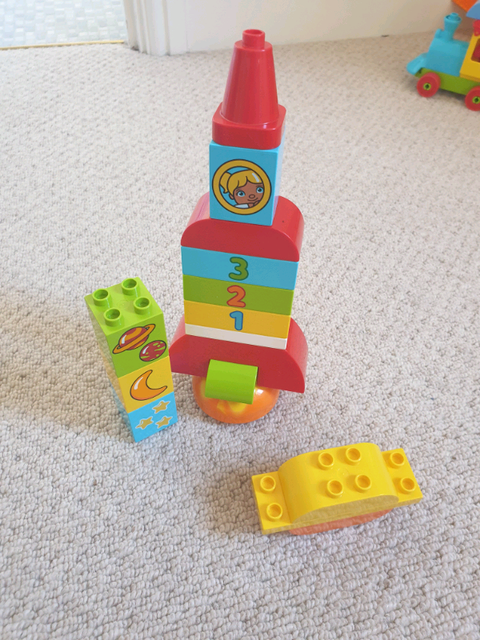 duplo space rocket